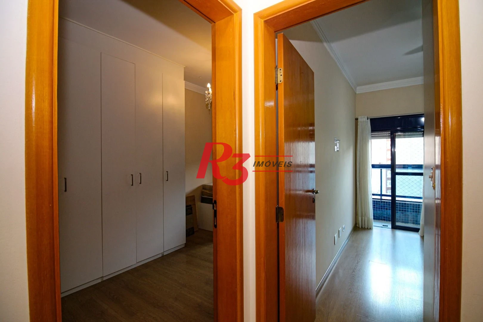 Apartamento com 3 dormitórios à venda, 159 m² por R$ 1.470.000,00 - Ponta da Praia - Santos/SP