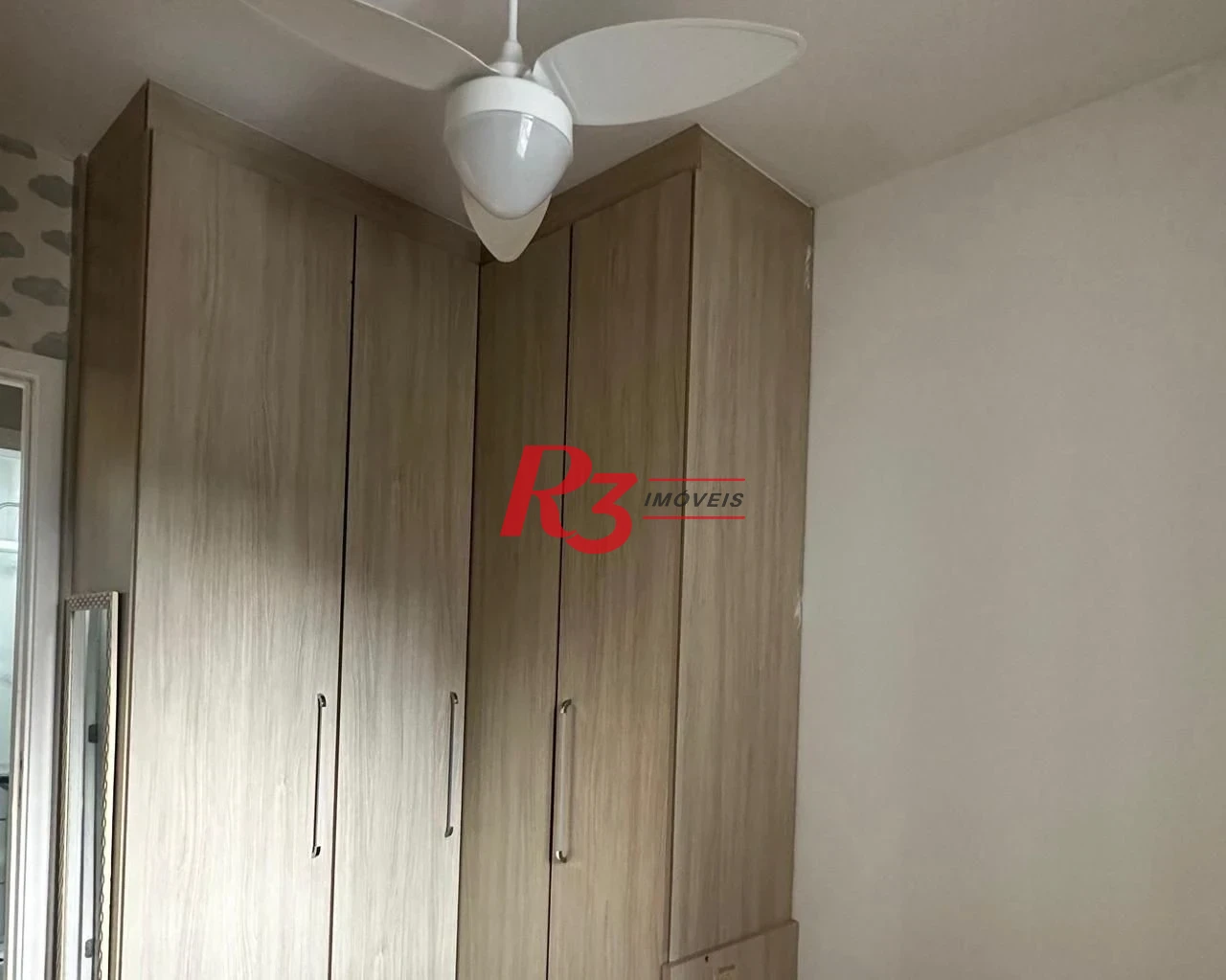 Apartamento com 2 dormitórios à venda, 64 m² por R$ 620.000,00 - Marapé - Santos/SP