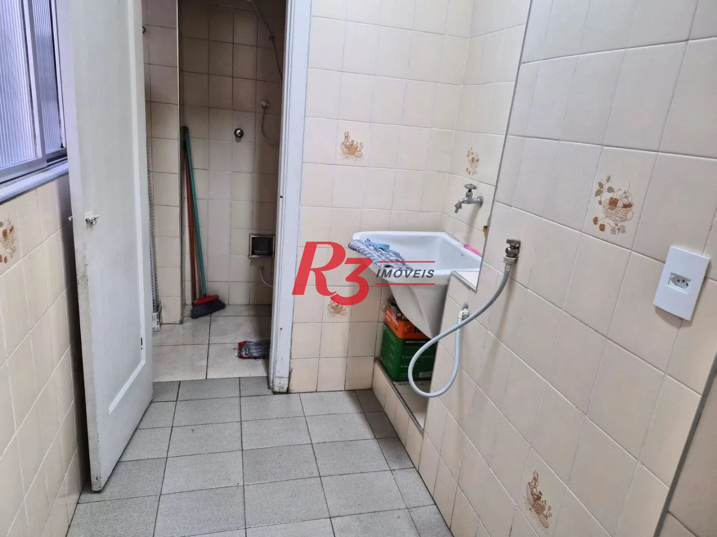 Apartamento com 2 dormitórios à venda, 70 m² - José Menino - Santos/SP