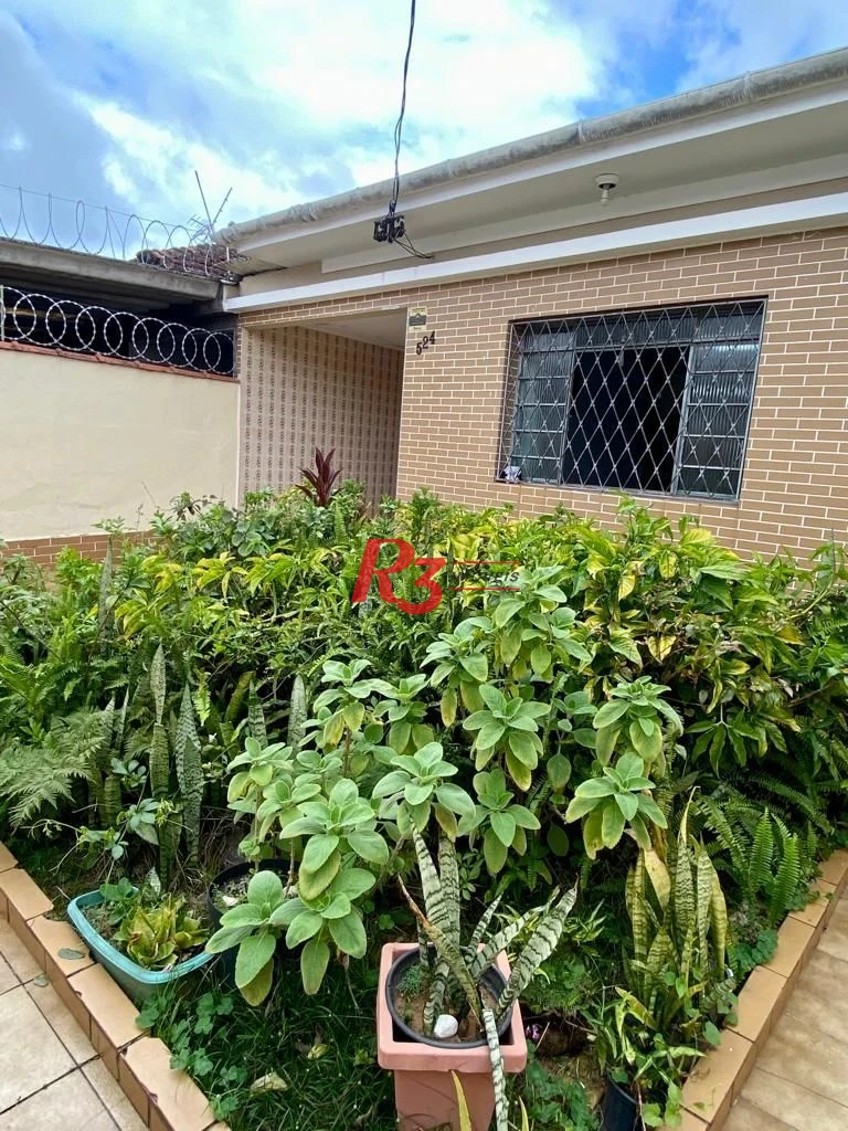 Casa com 2 dormitórios à venda, 125 m² por R$ 852.000,00 - Vila Valença - São Vicente/SP