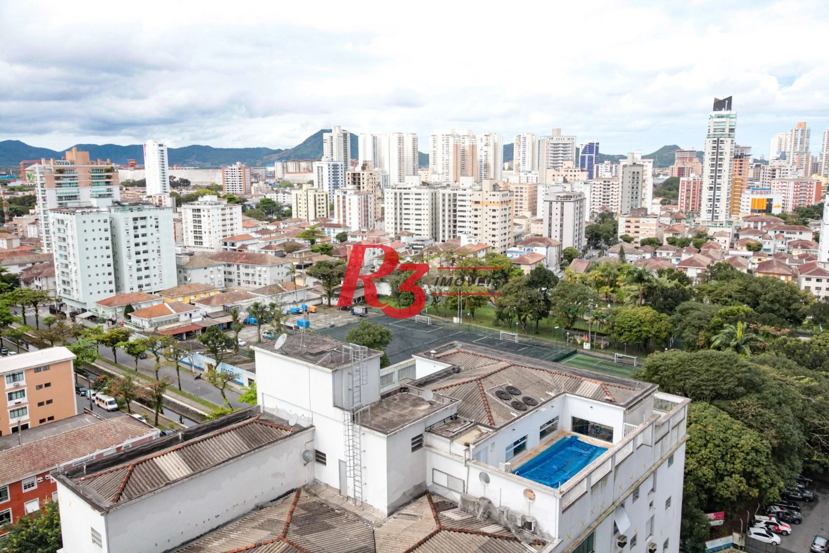 Apartamento com 3 dormitórios à venda, 129 m² por R$ 1.800.000,00 - Aparecida - Santos/SP