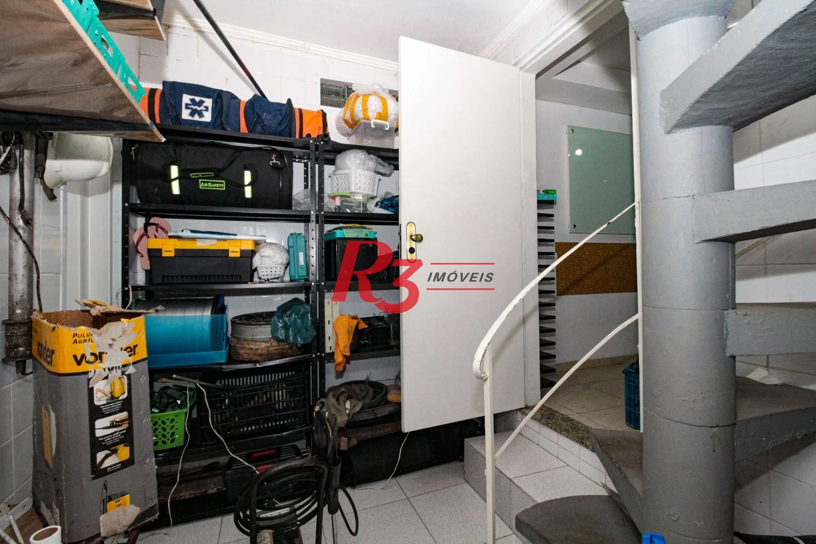 Sobrado com 2 dormitórios, 100 m² - venda por R$ 1.000.000,00 ou aluguel por R$ 7.485,00/mês - Embaré - Santos/SP