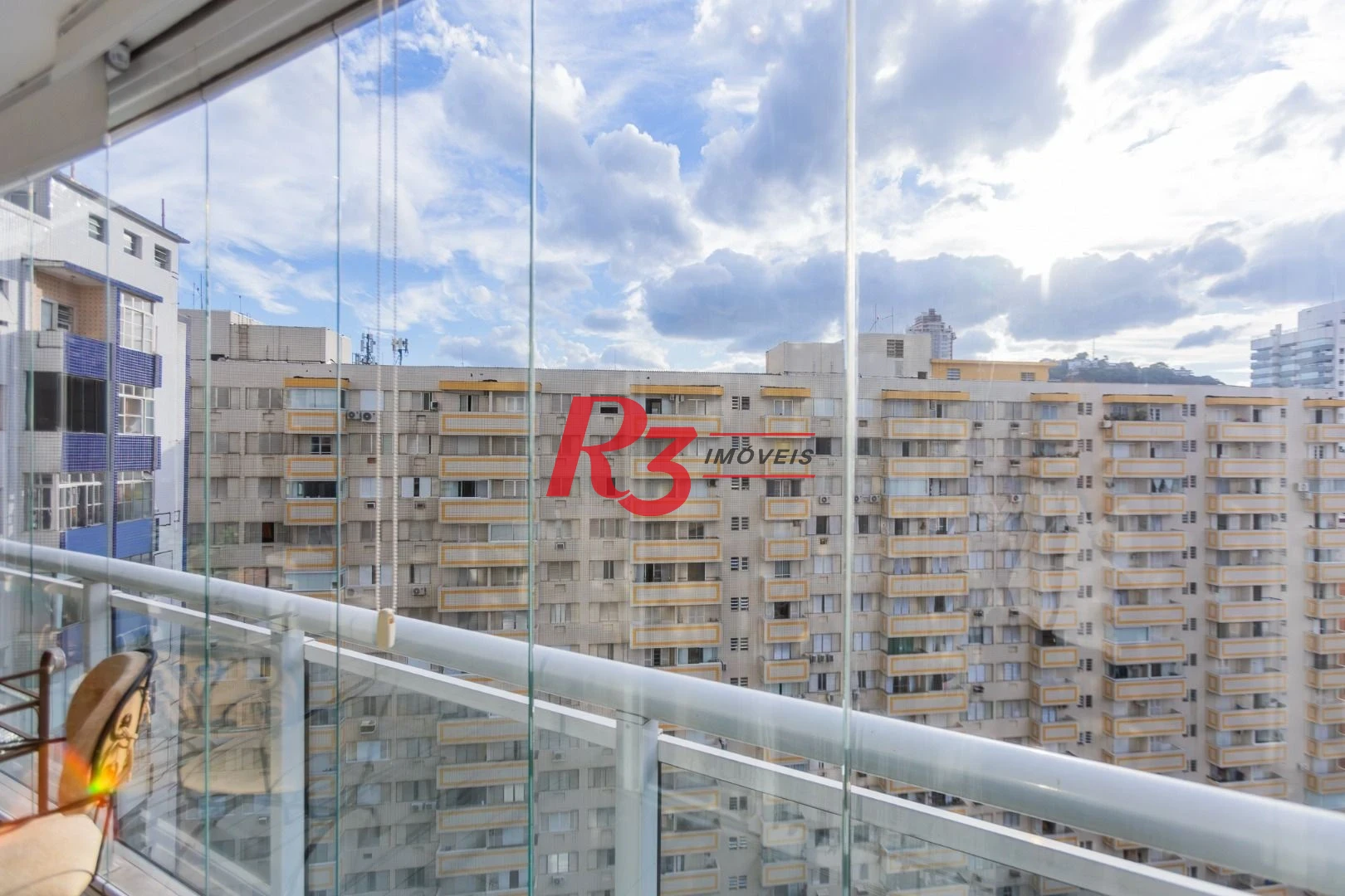 Apartamento para alugar, 54 m² por R$ 5.900,00/mês - Pompéia - Santos/SP