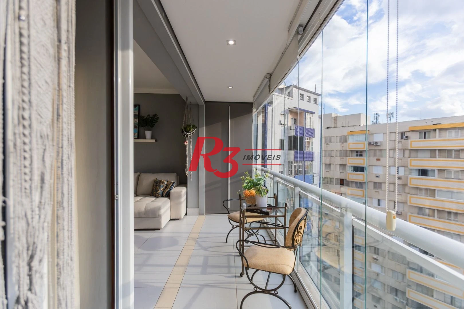 Apartamento para alugar, 54 m² por R$ 5.900,00/mês - Pompéia - Santos/SP