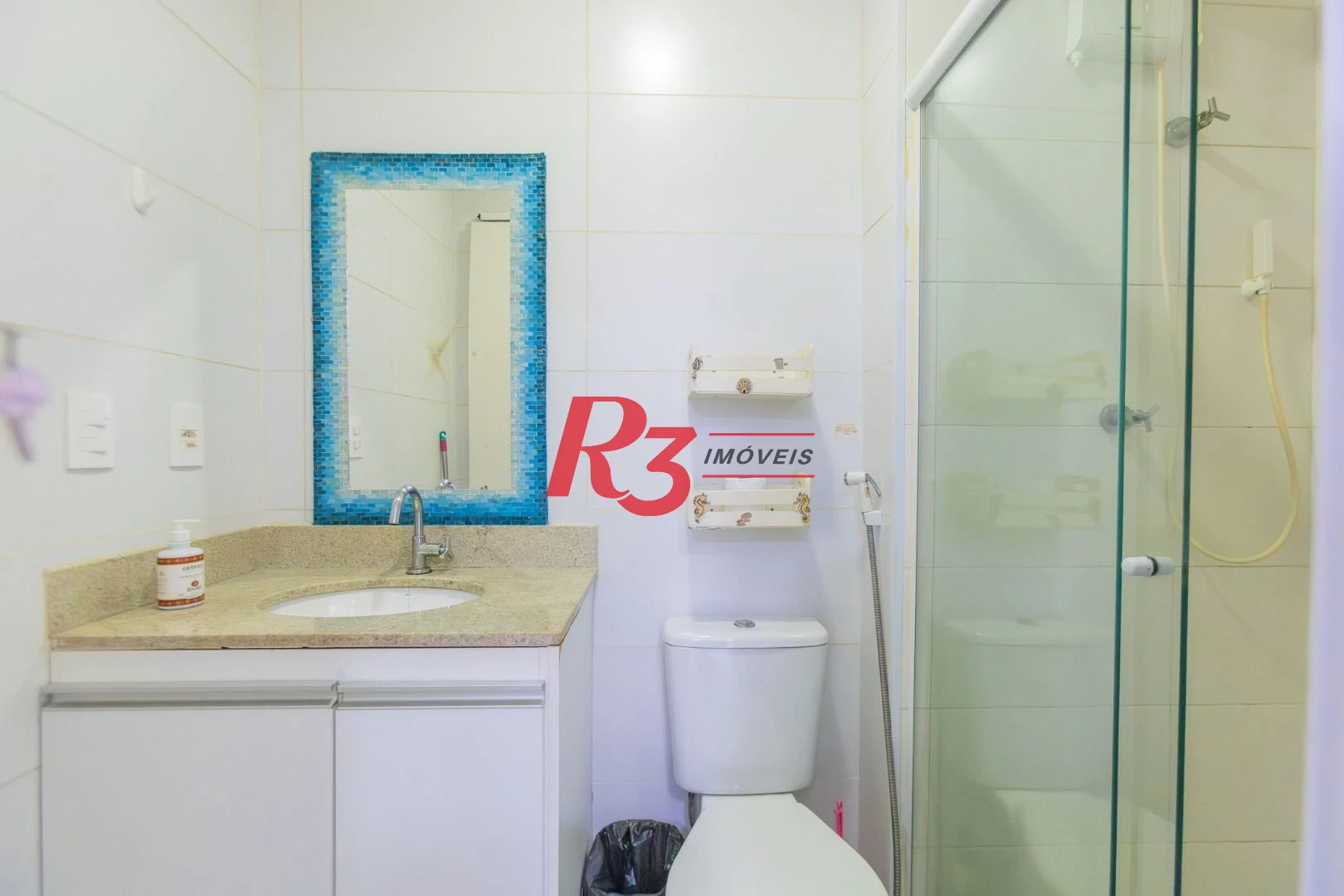 Apartamento para alugar, 54 m² por R$ 5.900,00/mês - Pompéia - Santos/SP