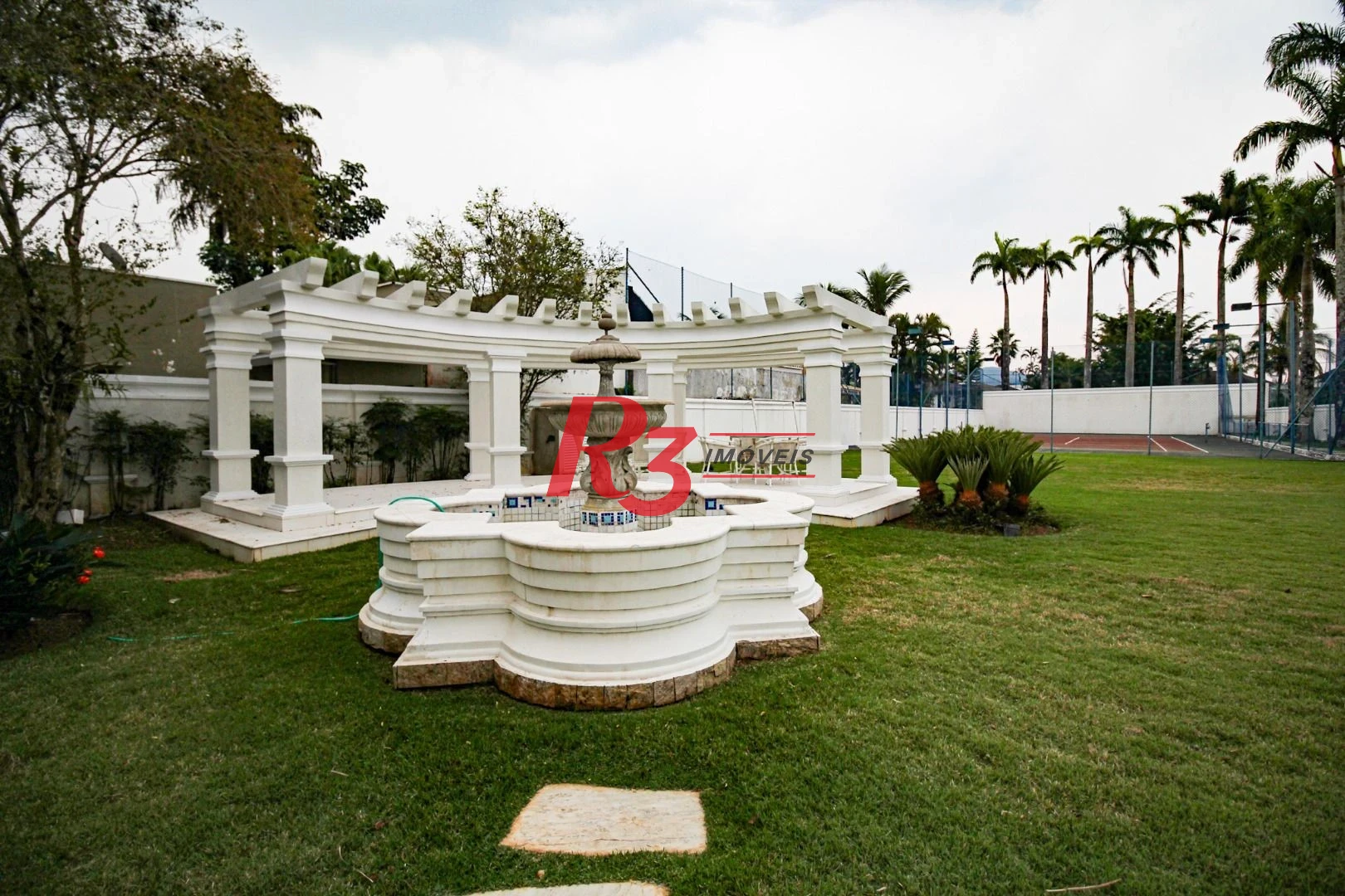 Casa à venda, 1000 m² por R$ 7.500.000,00 - Jardim Acapulco - Guarujá/SP