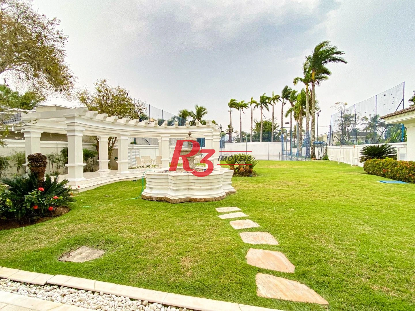 Casa à venda, 1000 m² por R$ 7.500.000,00 - Jardim Acapulco - Guarujá/SP