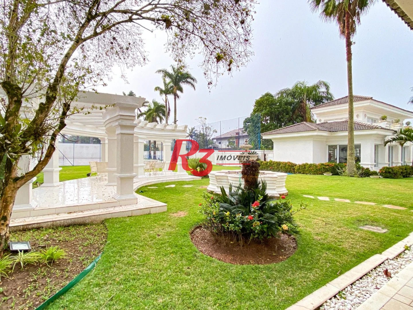 Casa à venda, 1000 m² por R$ 7.500.000,00 - Jardim Acapulco - Guarujá/SP