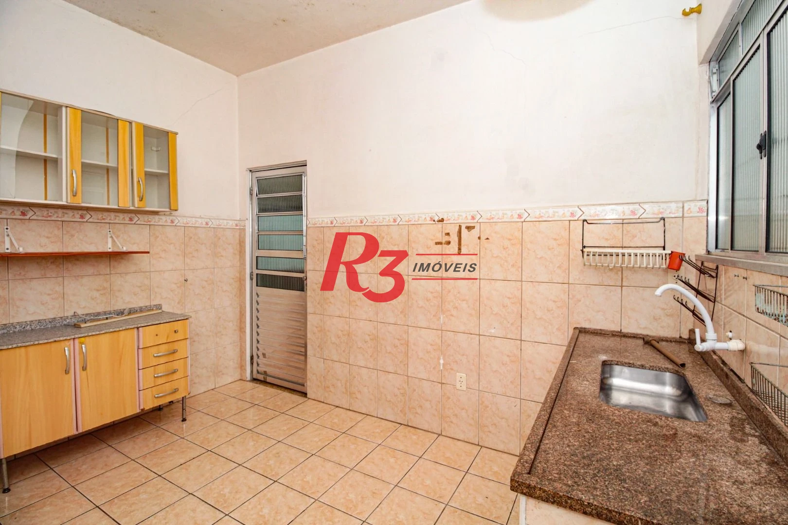 Sobrado para alugar, 250 m² por R$ 8.000,00/mês - Campo Grande - Santos/SP