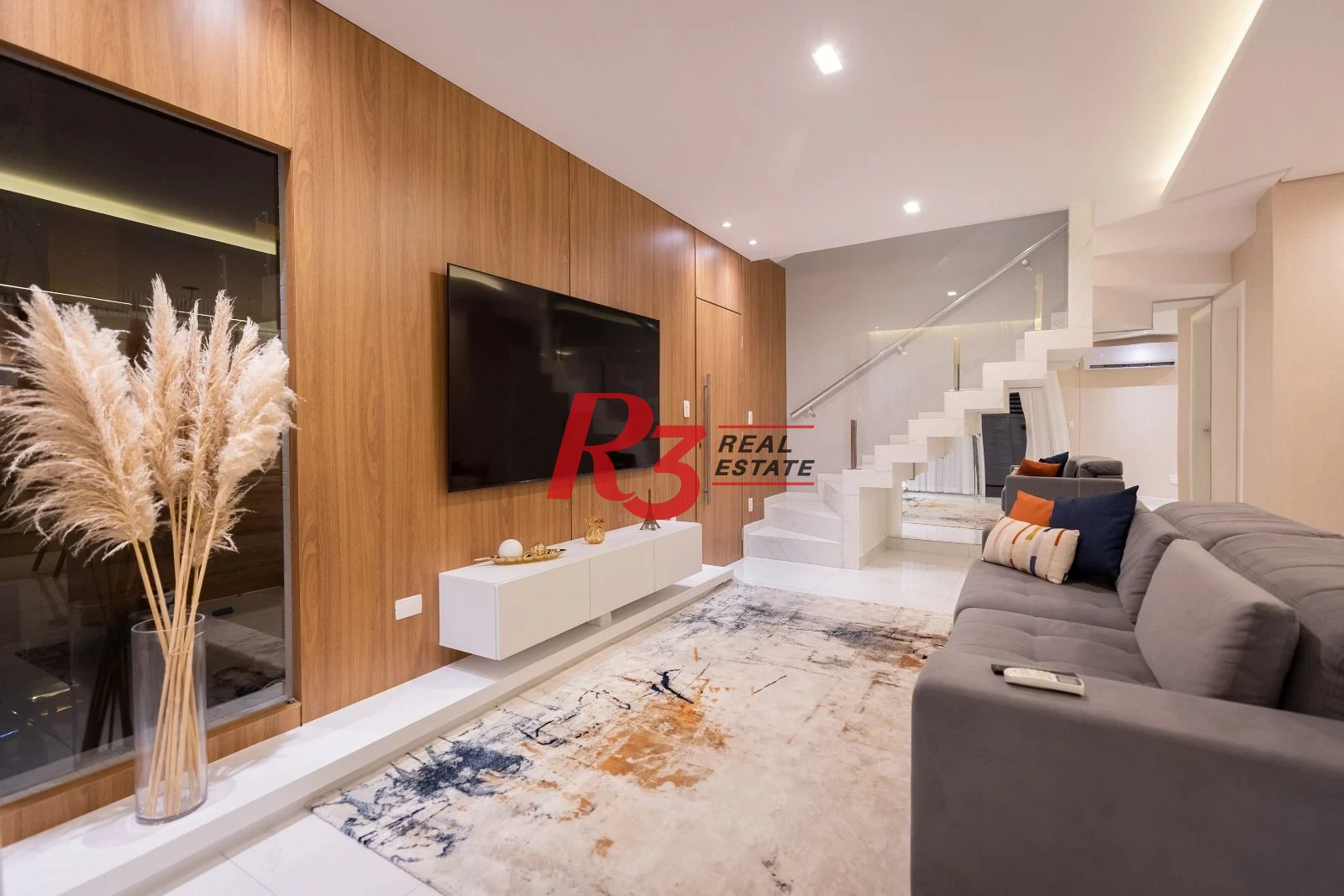 Casa com 3 dormitórios à venda, 175 m² por R$ 2.500.000,00 - Embaré - Santos/SP