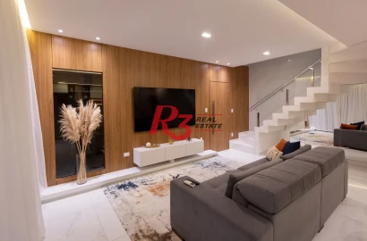 Casa com 3 dormitórios à venda, 175 m² por R$ 2.500.000,00 - Embaré - Santos/SP