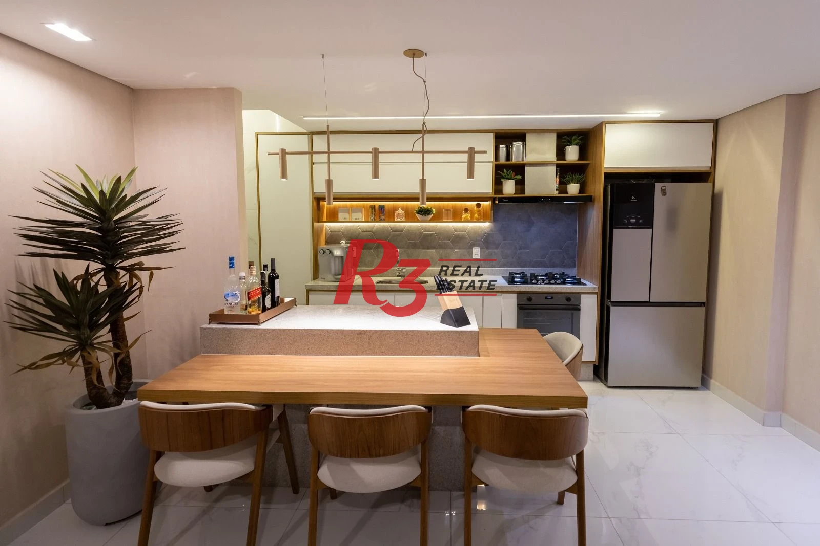Casa com 3 dormitórios à venda, 175 m² por R$ 2.500.000,00 - Embaré - Santos/SP