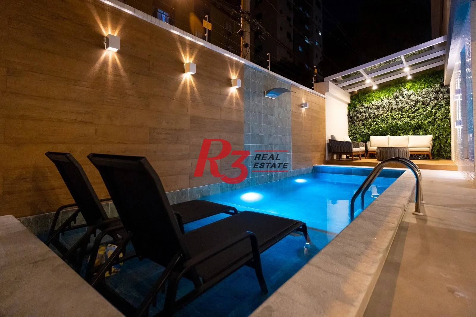 Casa com 3 dormitórios à venda, 175 m² por R$ 2.500.000,00 - Embaré - Santos/SP