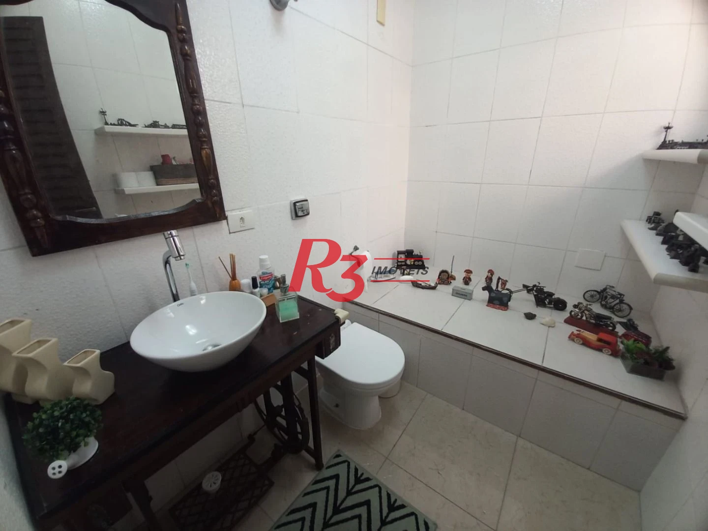 Sobrado no Marapé emSantos com 3 dormitórios à venda, 265 m² por R$ 1.250.000 - Marapé - Santos/SP
