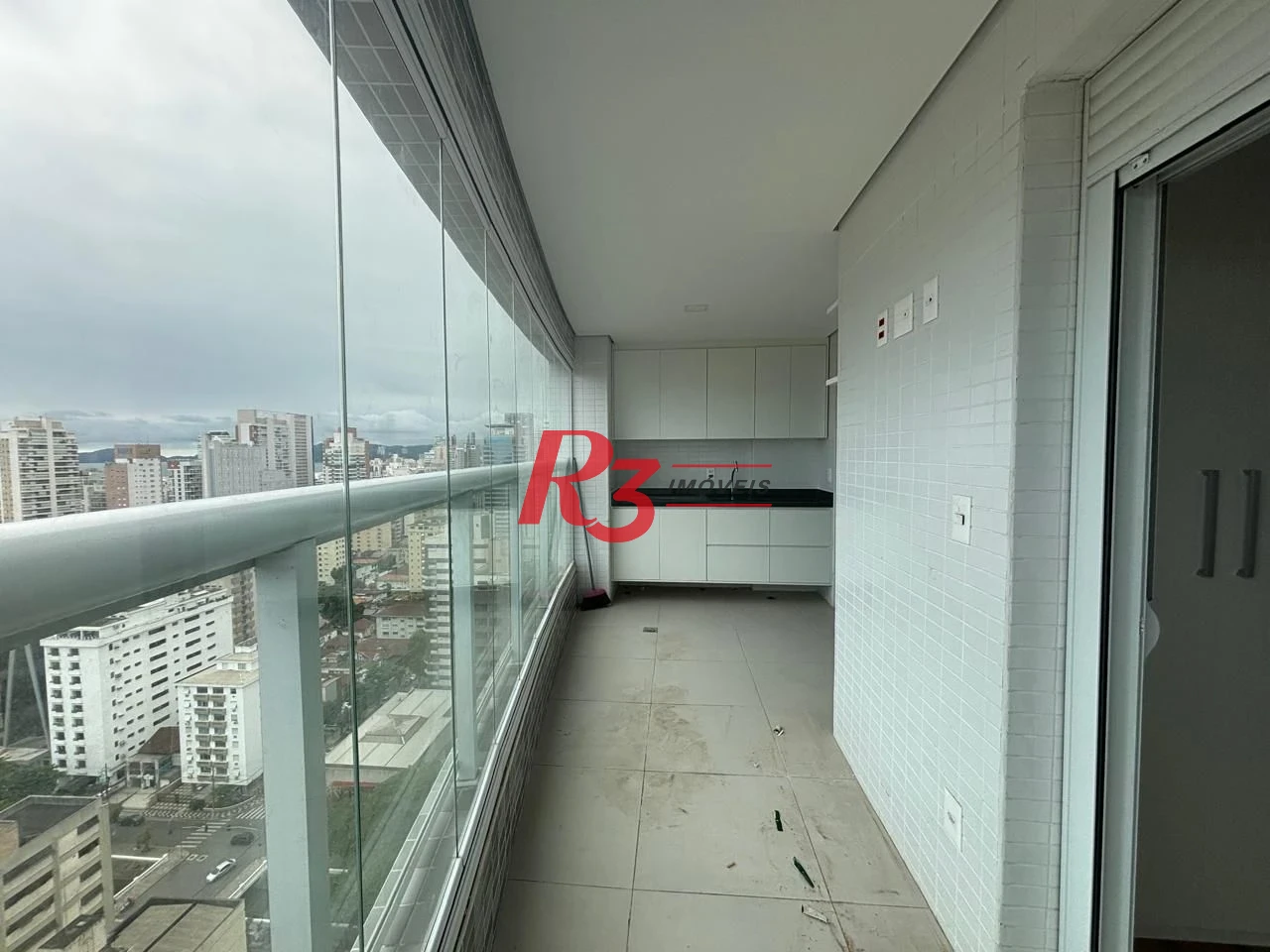 Apartamento com 2 dormitórios  Lazer completo no Boqueirão para Locação  por R$ 7.200/mês - Vila Rica - Santos/SP
