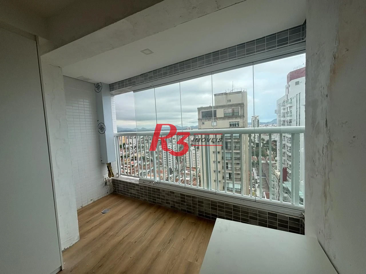 Apartamento com 2 dormitórios  Lazer completo no Boqueirão para Locação  por R$ 7.200/mês - Vila Rica - Santos/SP