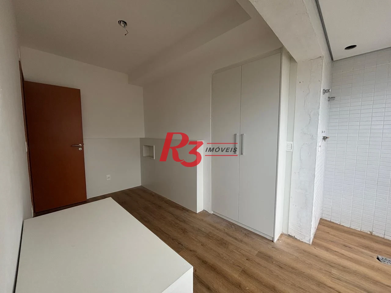 Apartamento com 2 dormitórios  Lazer completo no Boqueirão para Locação  por R$ 7.200/mês - Vila Rica - Santos/SP