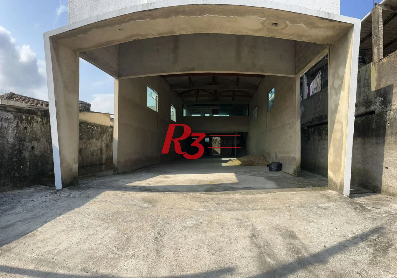 Galpão, 150 m² - venda por R$ 600.000,00 ou aluguel por R$ 5.641,75/mês - Vila Margarida - São Vicente/SP