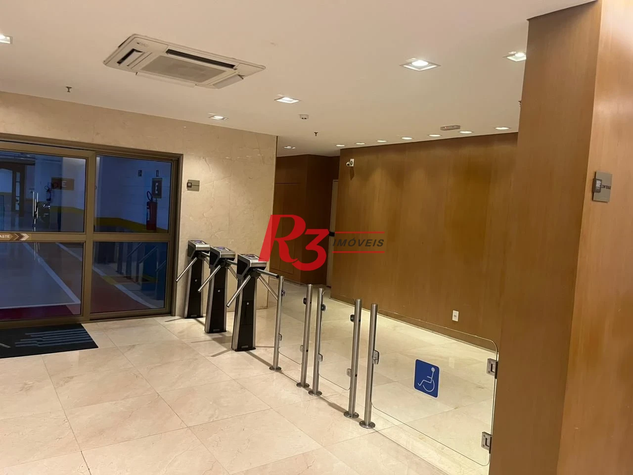 Sala à venda, 66 m² por R$ 460.000,00 - Valongo - Santos/SP