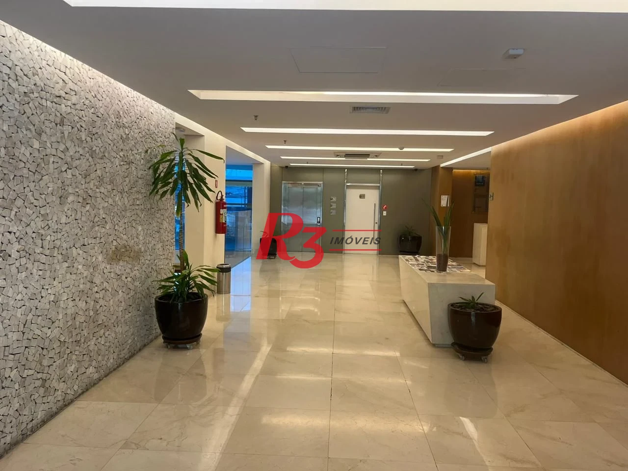 Sala à venda, 66 m² por R$ 460.000,00 - Valongo - Santos/SP