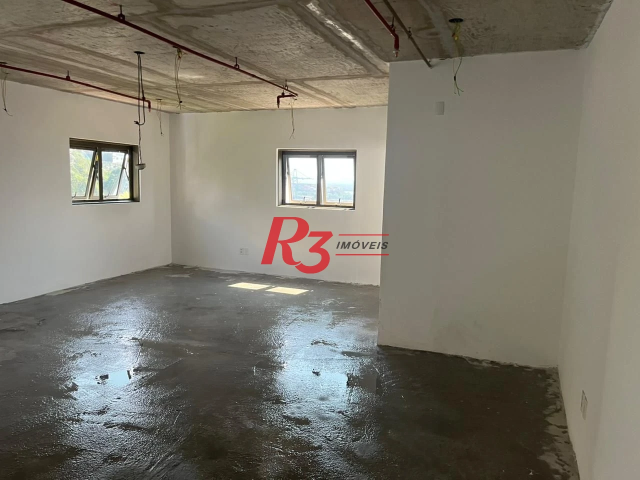 Sala à venda, 66 m² por R$ 460.000,00 - Valongo - Santos/SP