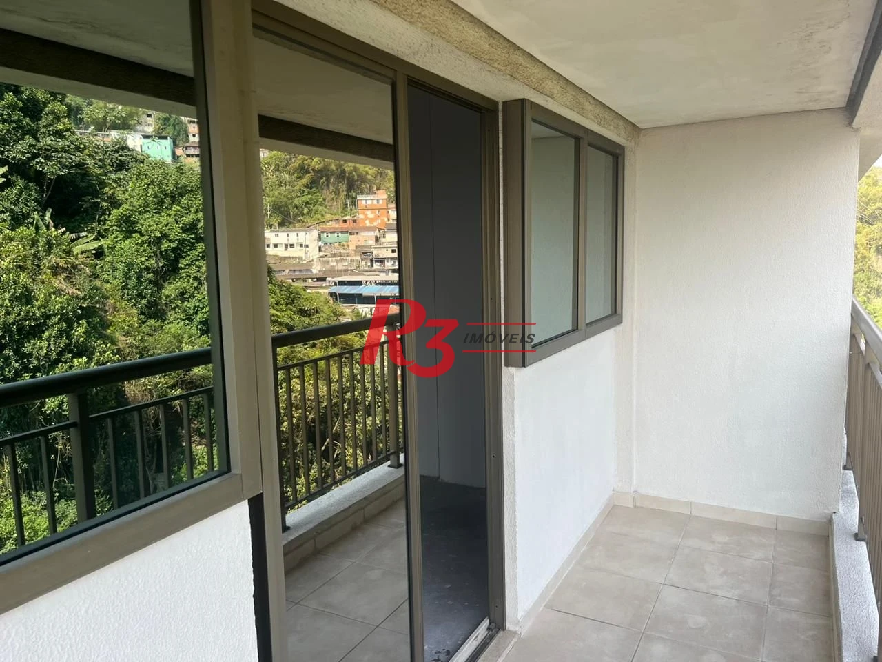 Sala à venda, 66 m² por R$ 460.000,00 - Valongo - Santos/SP