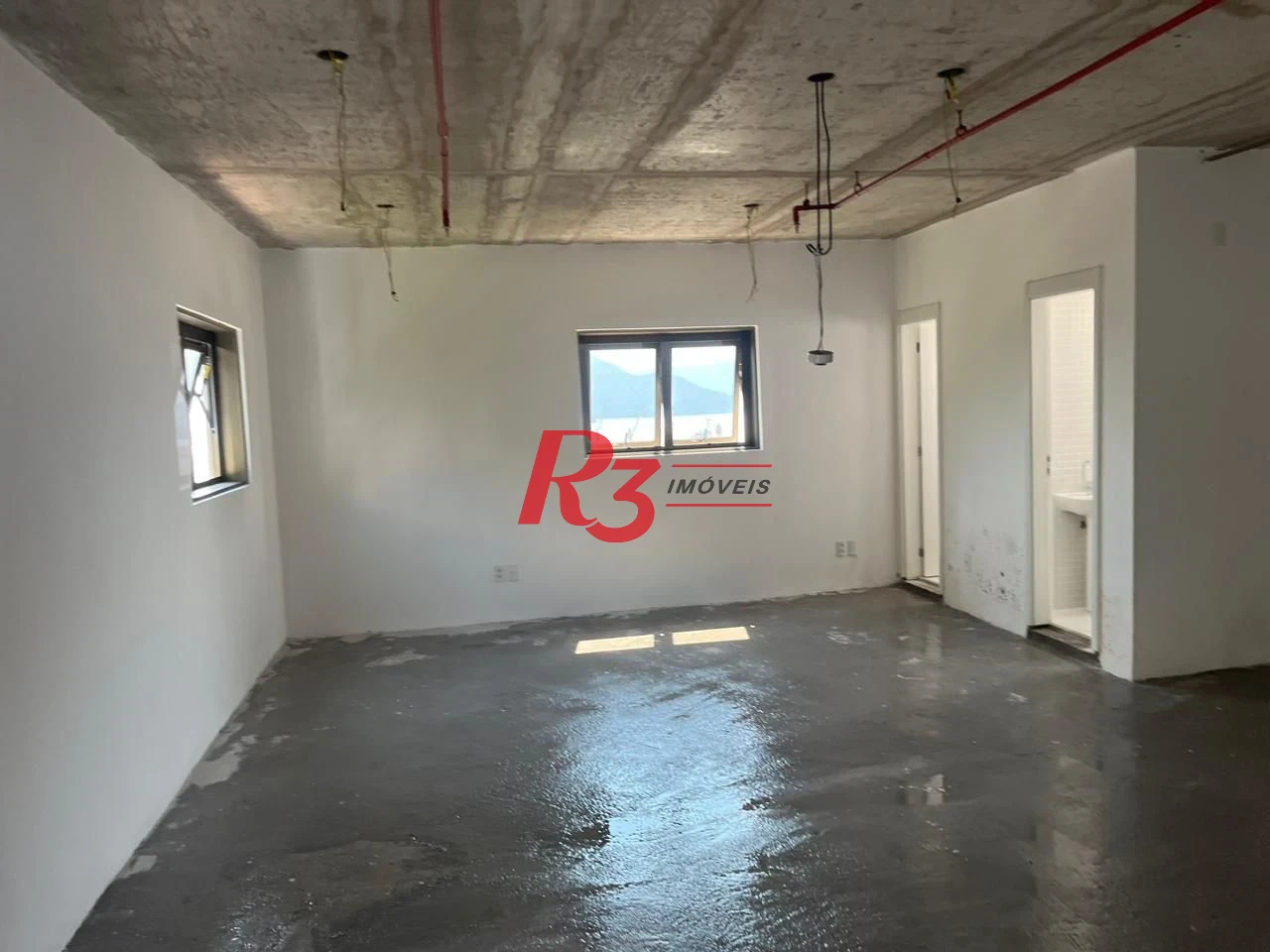 Sala à venda, 66 m² por R$ 460.000,00 - Valongo - Santos/SP
