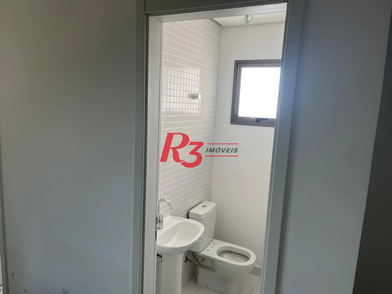 Sala à venda, 66 m² por R$ 460.000,00 - Valongo - Santos/SP