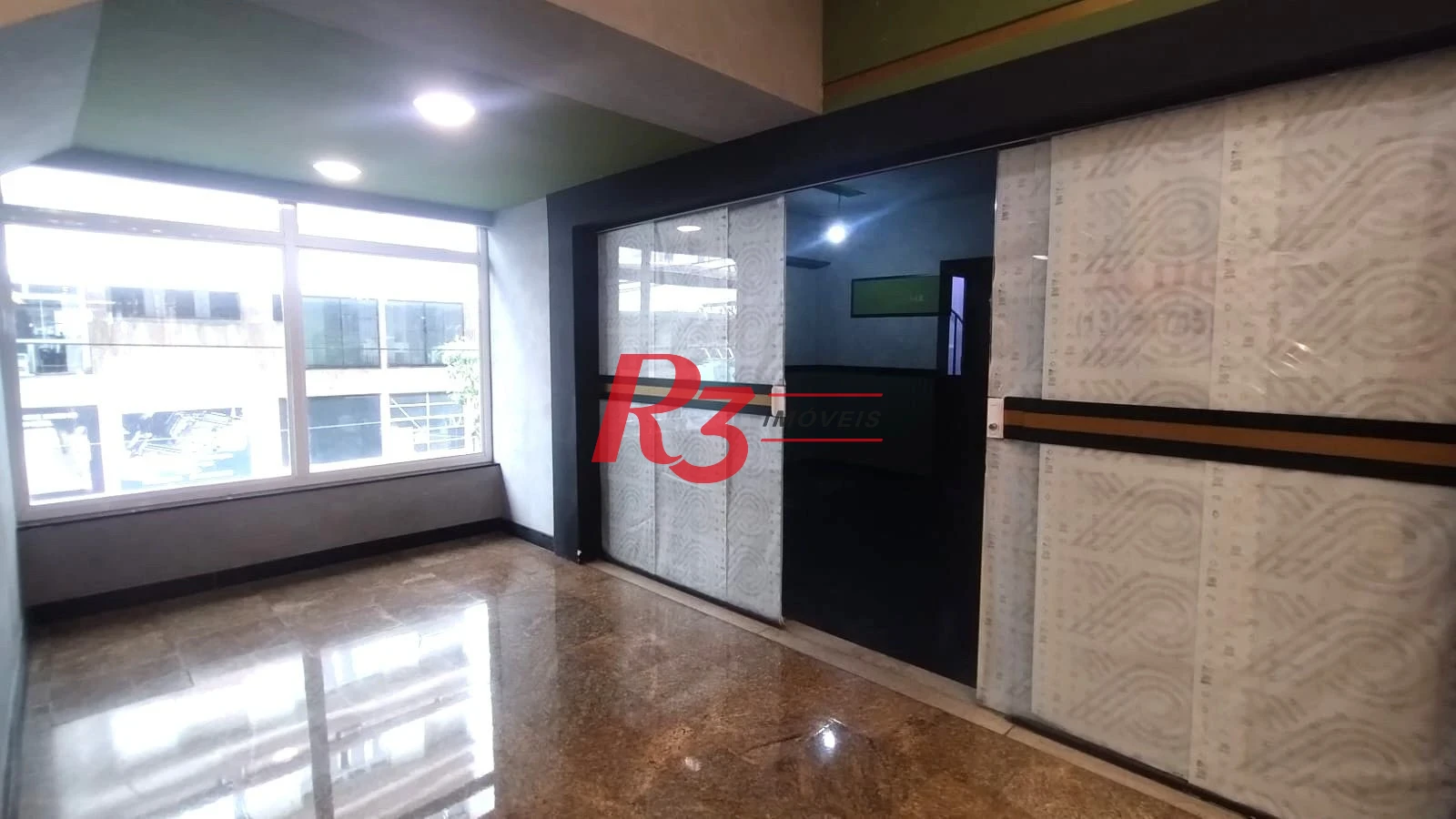 Loja para alugar, 42 m² por R$ 7.000,02/mês - Gonzaga - Santos/SP