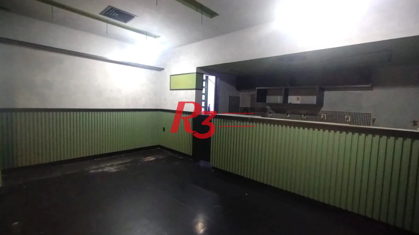 Loja para alugar, 42 m² por R$ 7.000,02/mês - Gonzaga - Santos/SP