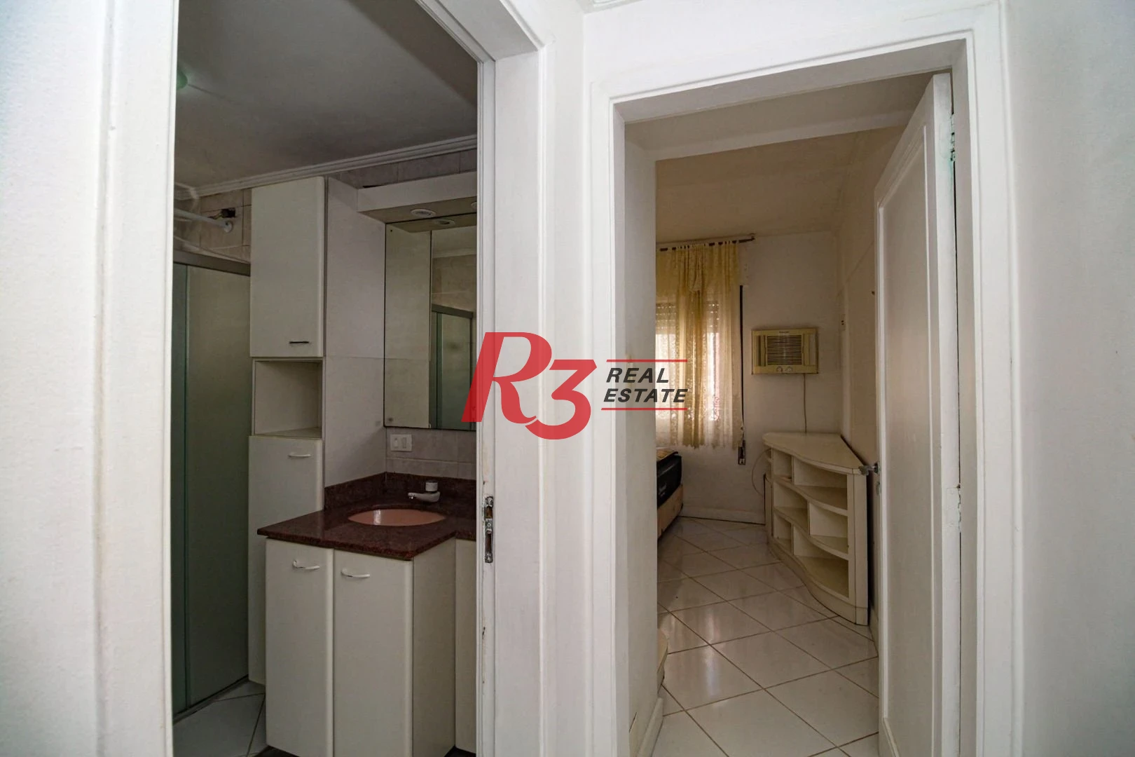 Apartamento com 3 dormitórios à venda, 120 m² por R$ 730.000,00 - Boqueirão - Santos/SP