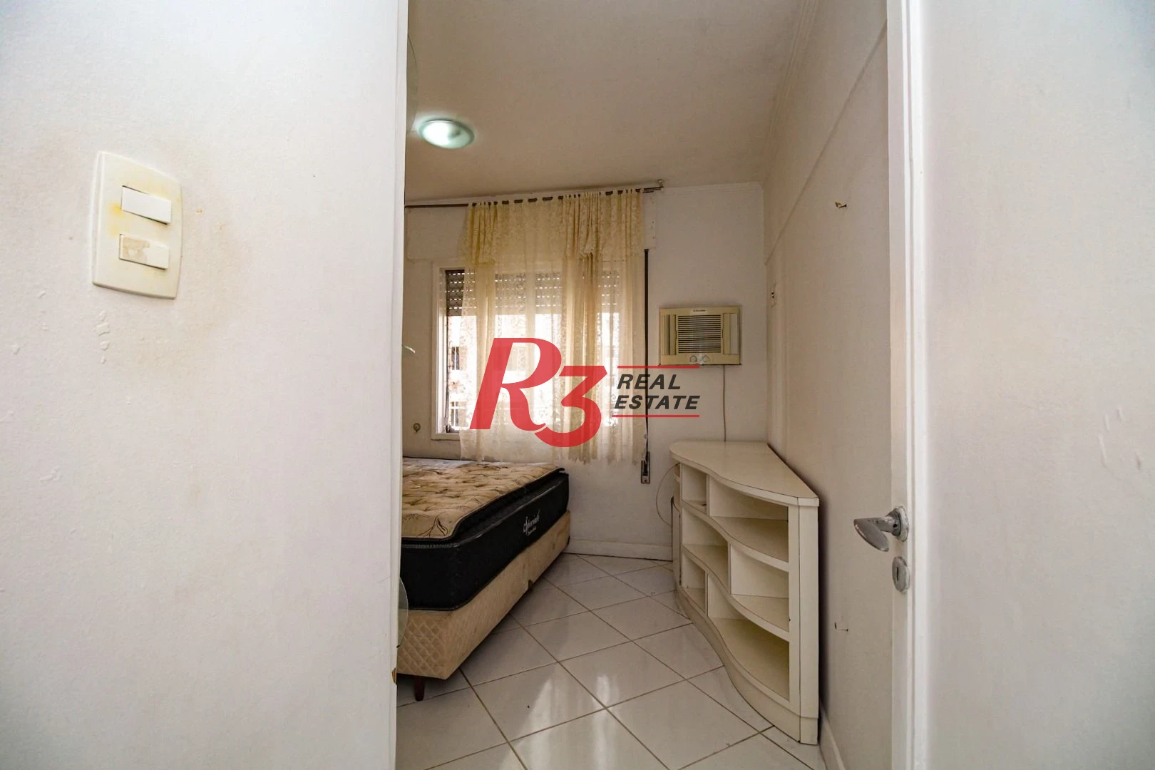 Apartamento com 3 dormitórios à venda, 120 m² por R$ 730.000,00 - Boqueirão - Santos/SP