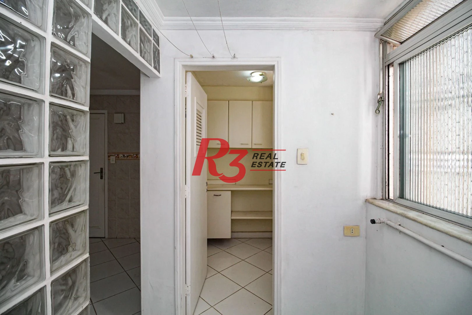 Apartamento com 3 dormitórios à venda, 120 m² por R$ 730.000,00 - Boqueirão - Santos/SP