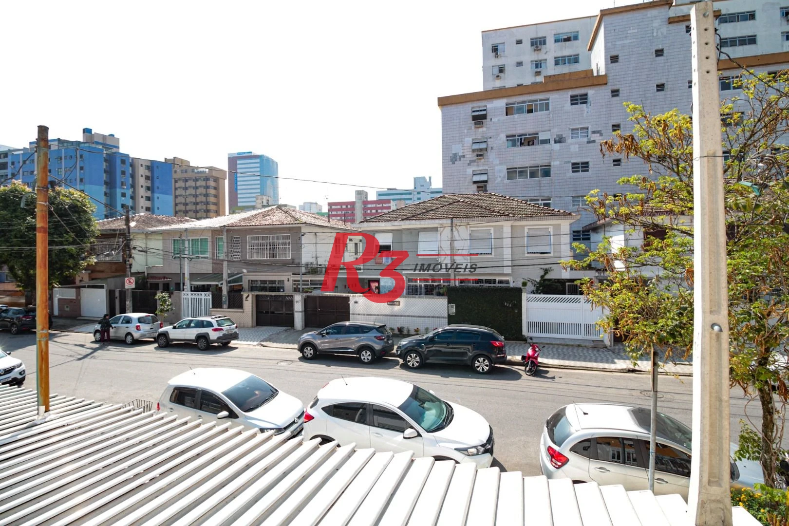Casa com 3 dormitórios à venda, 110 m² por R$ 870.000,00 - Encruzilhada - Santos/SP