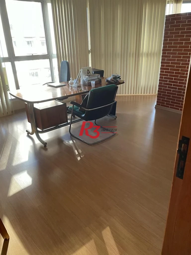 Excelente sala comercial no Centro Médico de Santos