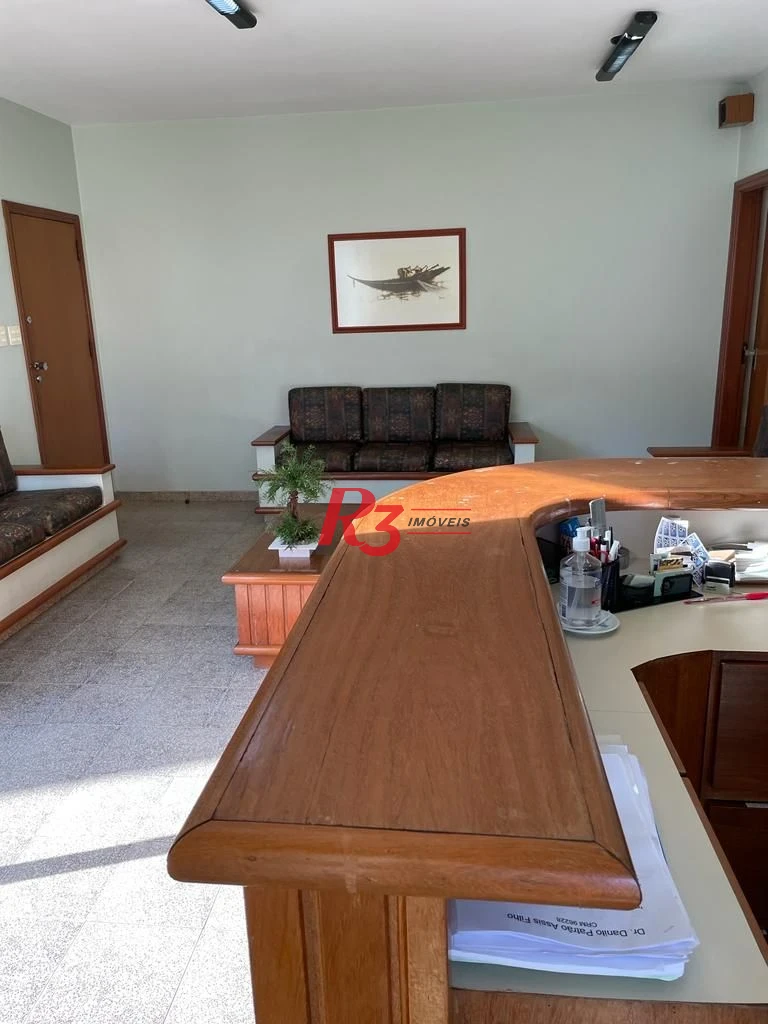 Excelente sala comercial no Centro Médico de Santos