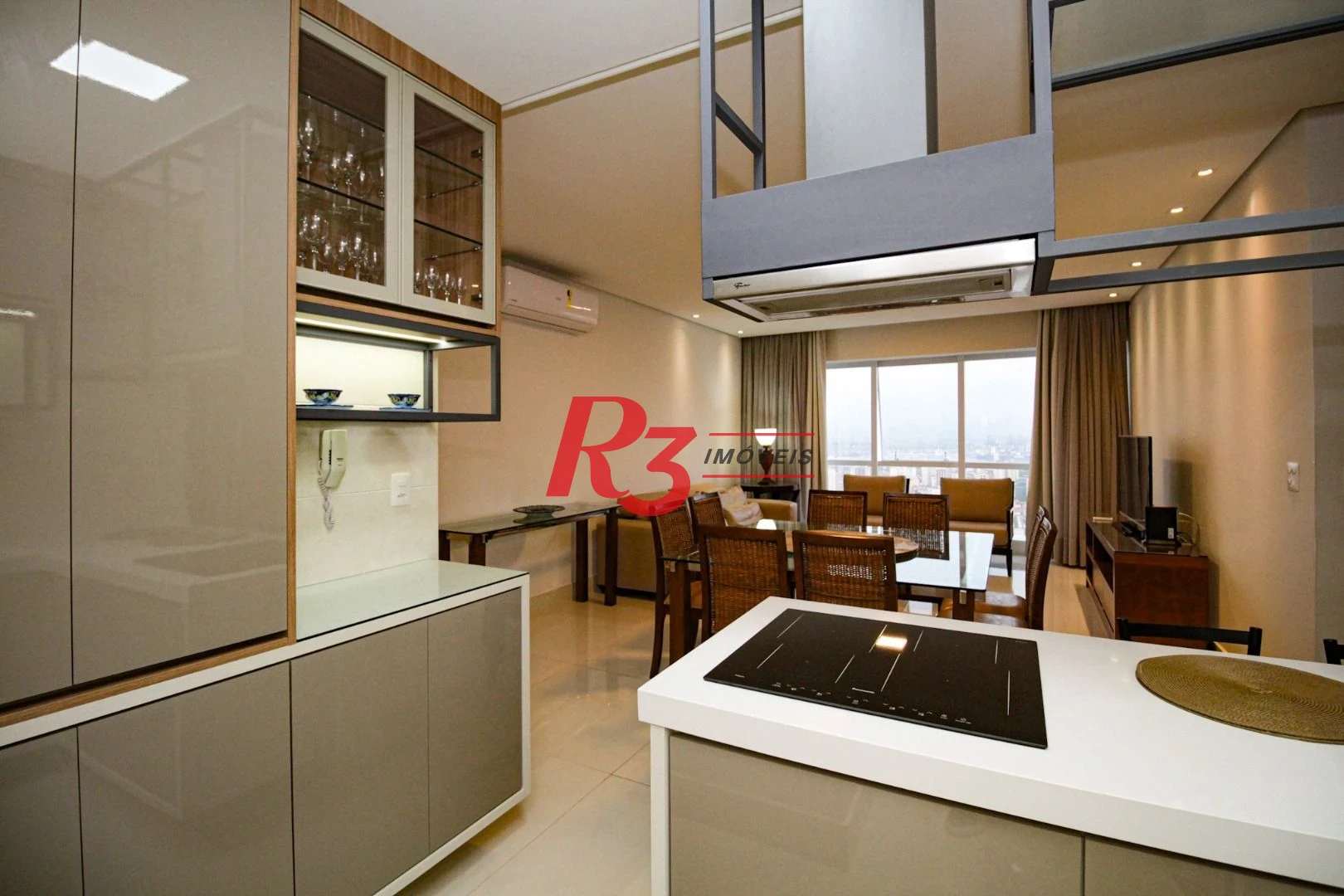 Apartamento com 2 dormitórios para alugar, 96 m² por R$ 10.500,05/mês - Aparecida - Santos/SP