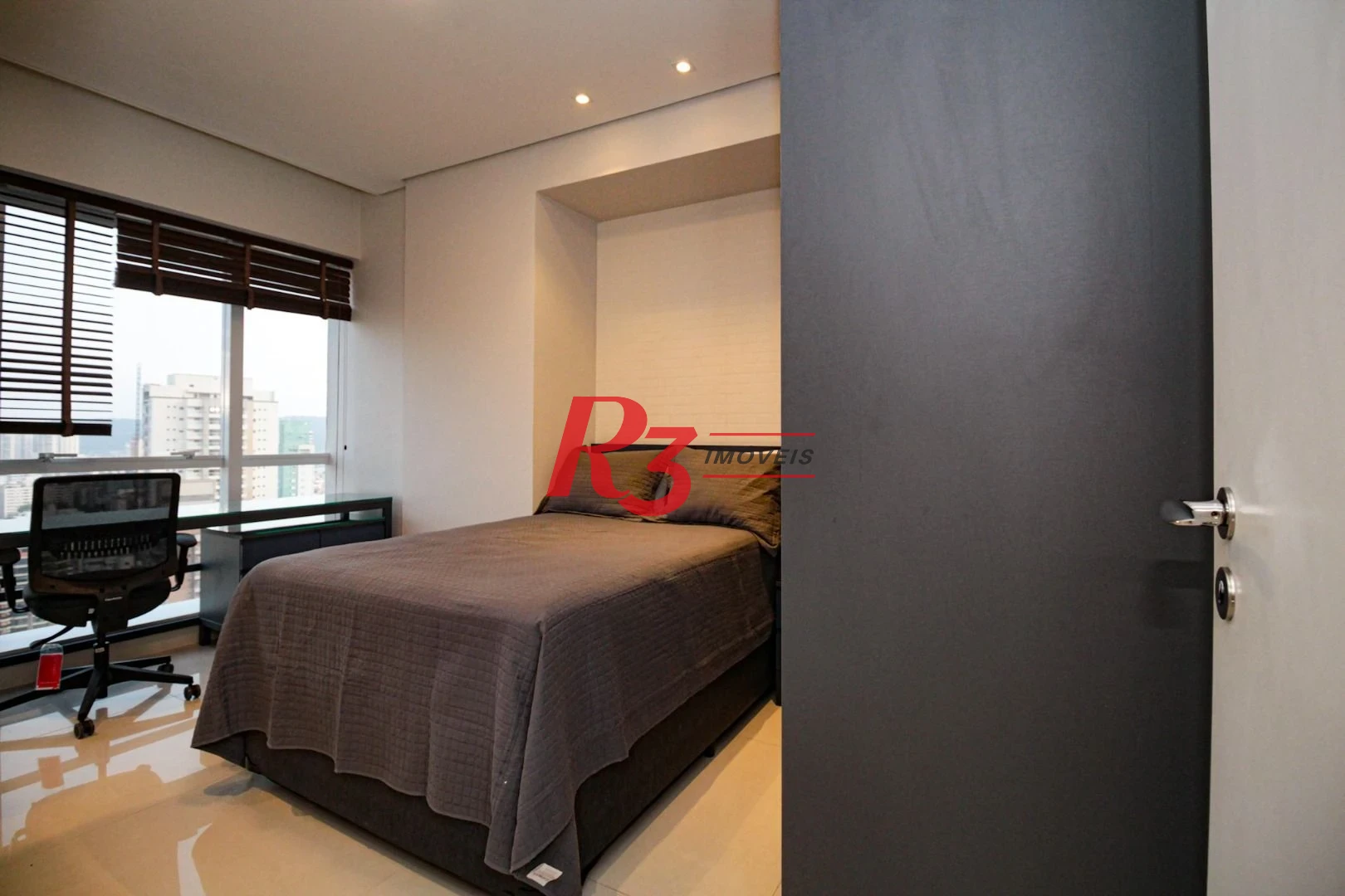 Apartamento com 2 dormitórios para alugar, 96 m² por R$ 10.500,05/mês - Aparecida - Santos/SP