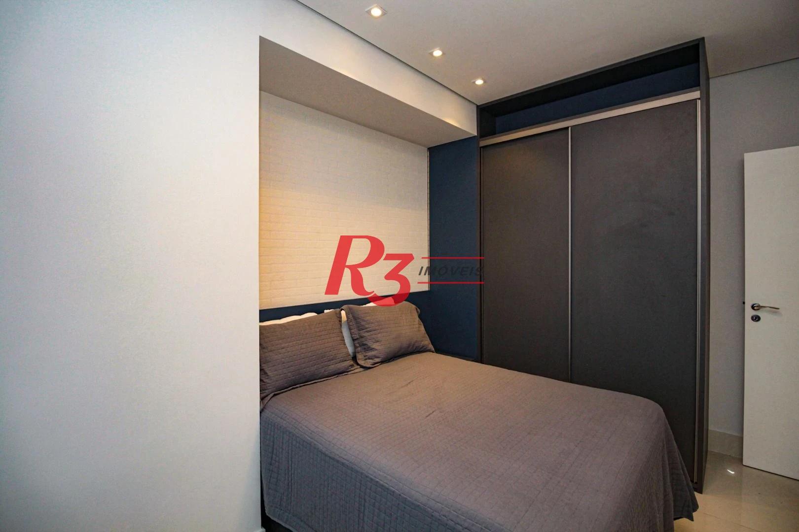 Apartamento com 2 dormitórios para alugar, 96 m² por R$ 10.500,05/mês - Aparecida - Santos/SP