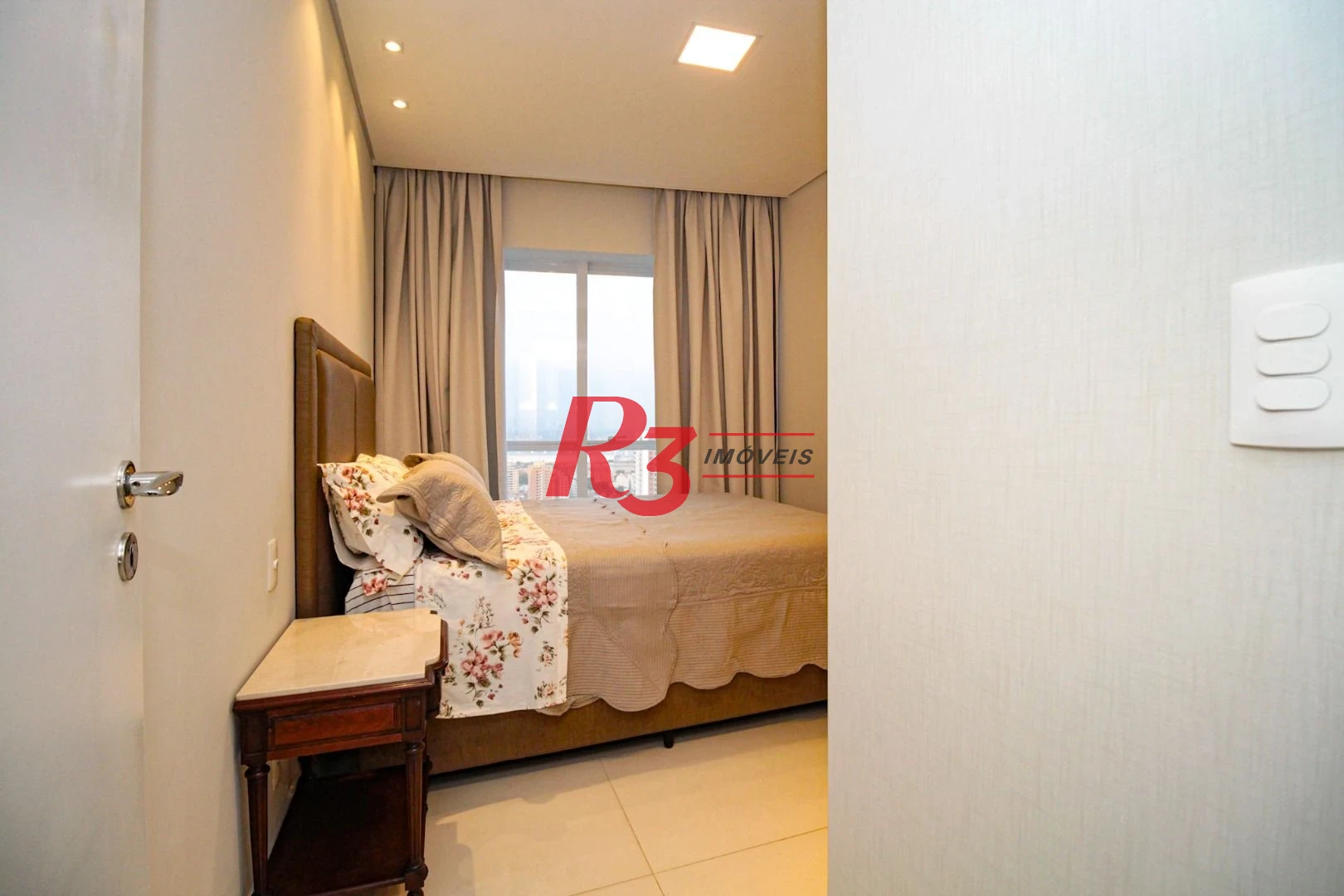 Apartamento com 2 dormitórios para alugar, 96 m² por R$ 10.500,05/mês - Aparecida - Santos/SP