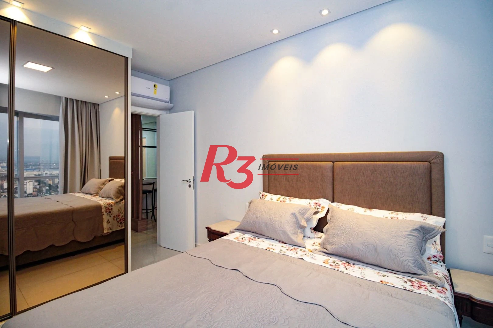 Apartamento com 2 dormitórios para alugar, 96 m² por R$ 10.500,05/mês - Aparecida - Santos/SP