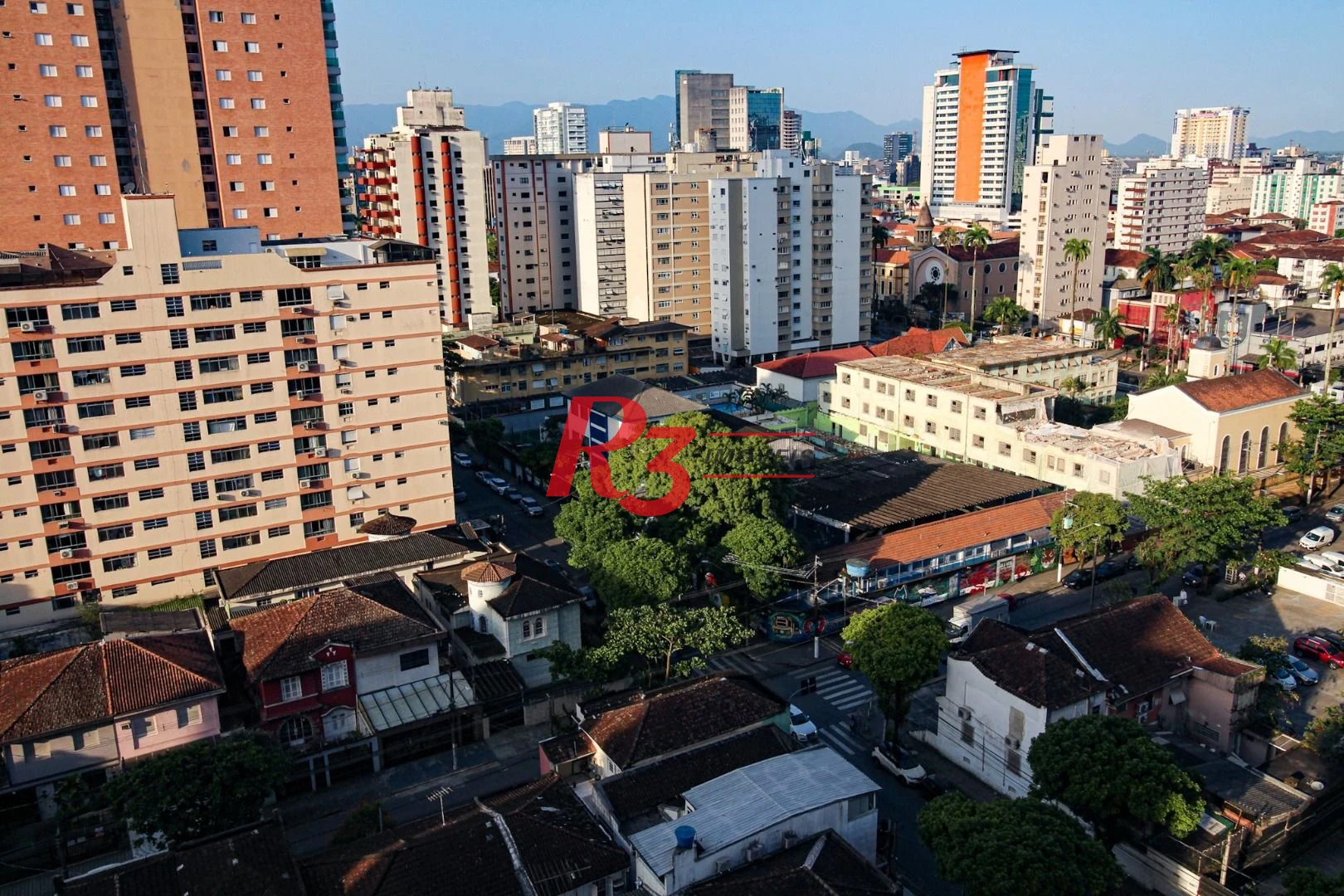 Cobertura com 1 dormitório à venda, 197 m² por R$ 1.500.000,00 - Gonzaga - Santos/SP