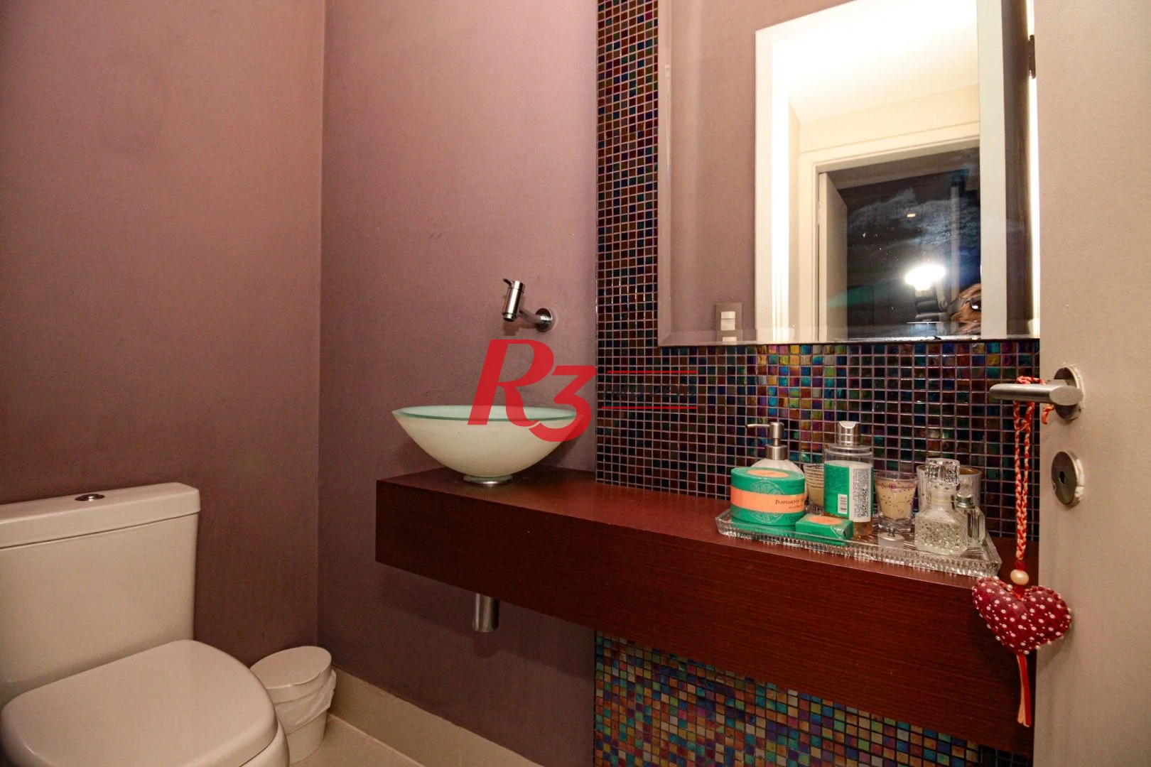 Cobertura com 1 dormitório à venda, 197 m² por R$ 1.500.000,00 - Gonzaga - Santos/SP