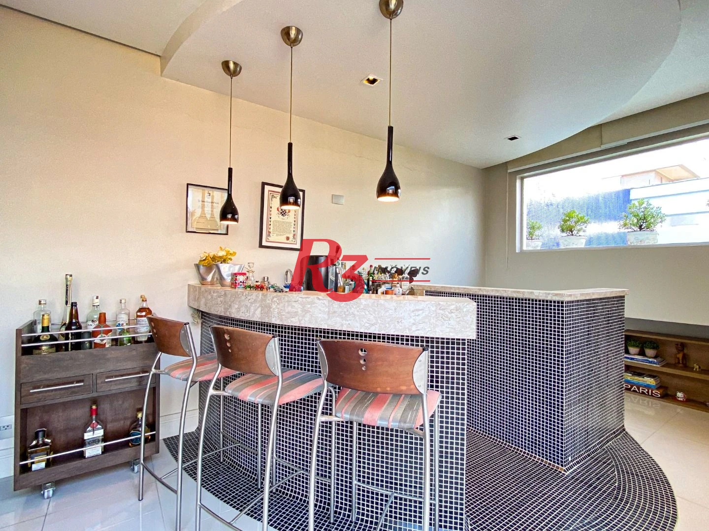 Cobertura com 1 dormitório à venda, 197 m² por R$ 1.500.000,00 - Gonzaga - Santos/SP