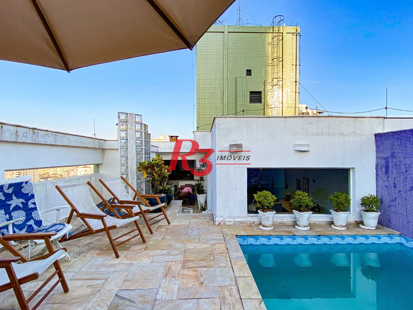 Cobertura com 1 dormitório à venda, 197 m² por R$ 1.500.000,00 - Gonzaga - Santos/SP
