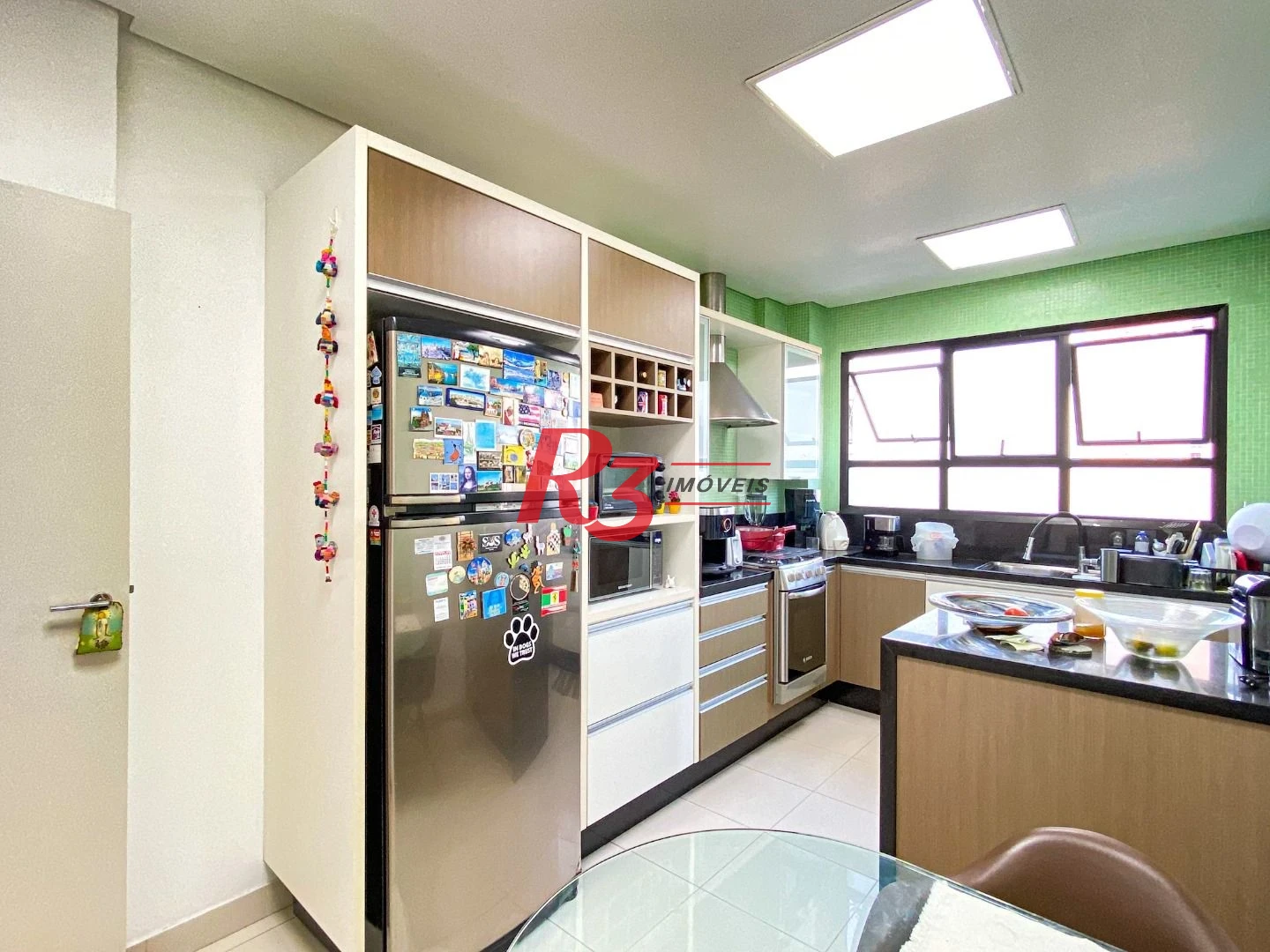 Cobertura com 1 dormitório à venda, 197 m² por R$ 1.500.000,00 - Gonzaga - Santos/SP