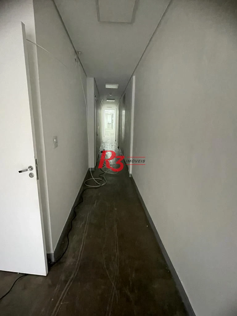 ALUGA-SE CASA COM 10 VAGA 8 SALAS TUDO REFORMADO EXCELENTE OPORTUNIDADE S