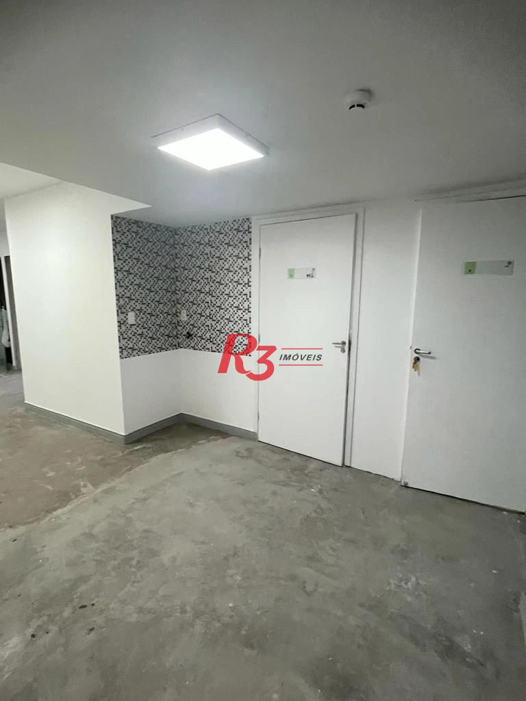 ALUGA-SE CASA COM 10 VAGA 8 SALAS TUDO REFORMADO EXCELENTE OPORTUNIDADE S