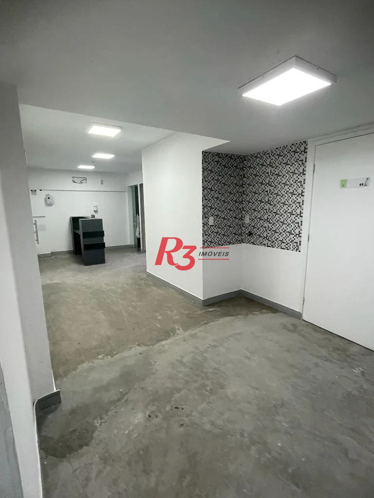 ALUGA-SE CASA COM 10 VAGA 8 SALAS TUDO REFORMADO EXCELENTE OPORTUNIDADE S