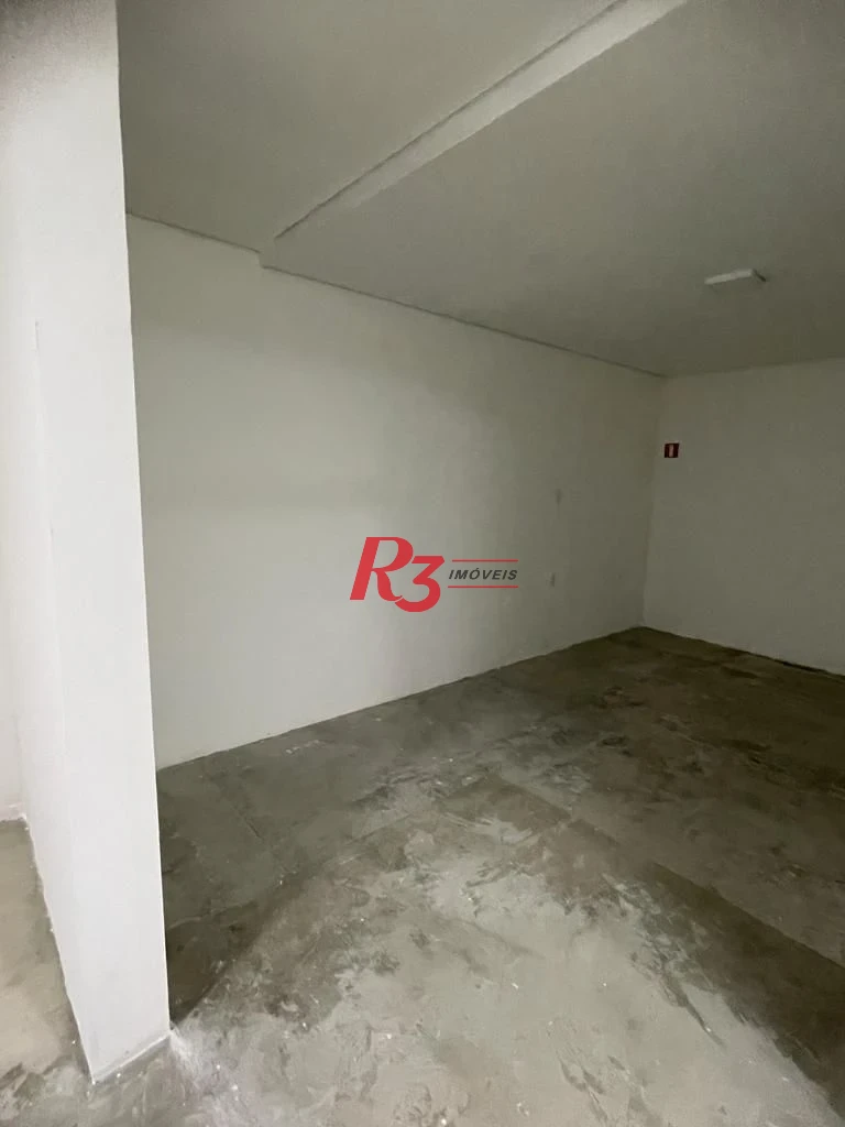 ALUGA-SE CASA COM 10 VAGA 8 SALAS TUDO REFORMADO EXCELENTE OPORTUNIDADE S